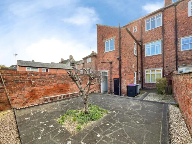 Avenue Road, Grantham, NG31, photo 3