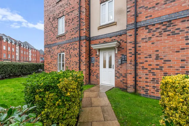 Photo 2 — Rylands Drive, Warrington, Warrington, WA2 7DY