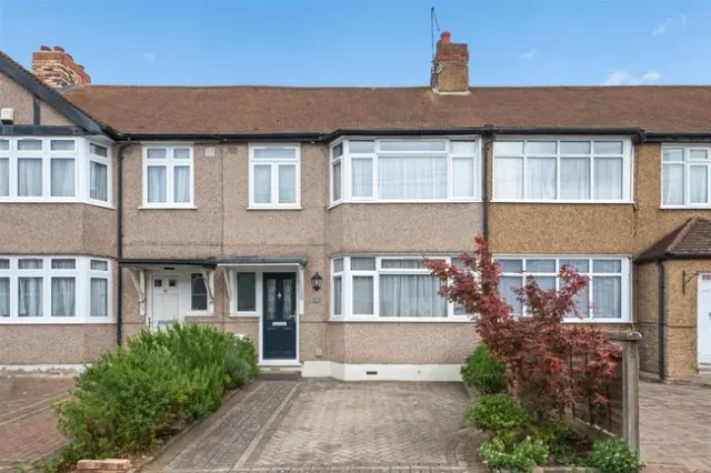 Denecroft Crescent, Hillingdon