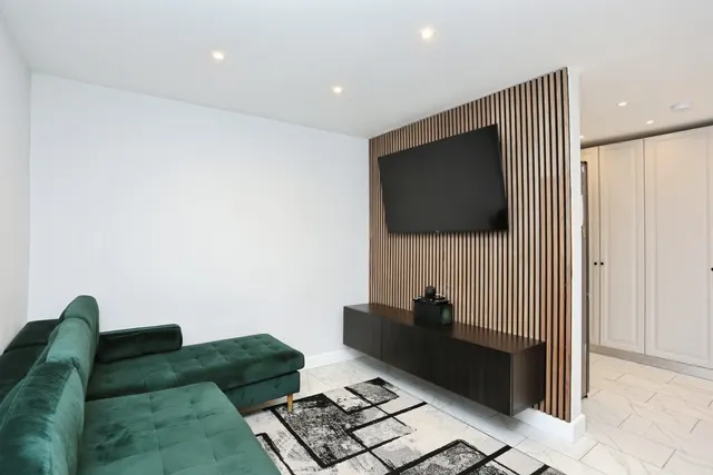 Photo 2 — Dunley Drive, New Addington, Surrey, CR0