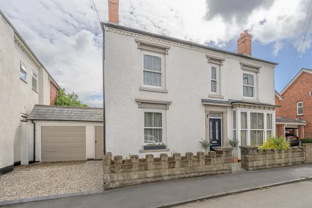 Heath Street, Old Quarter, Norton, Stourbridge, DY8 1SB, photo 1