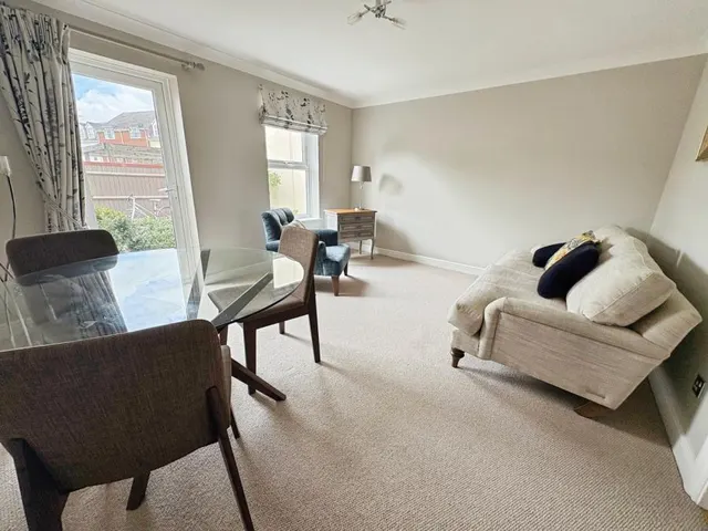 Watermeadow, Aylesbury, HP19, photo 2