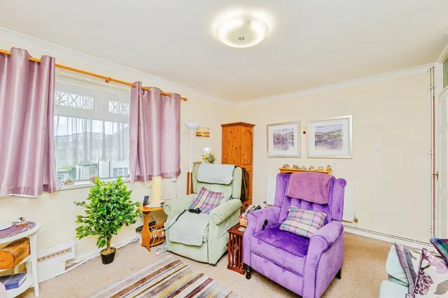 Hill View Bridgend, CF31, photo 3