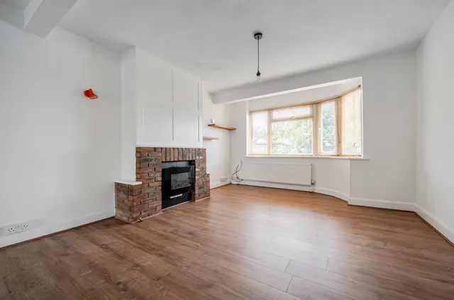 Chesswood Road, Worthing, BN11, photo 3