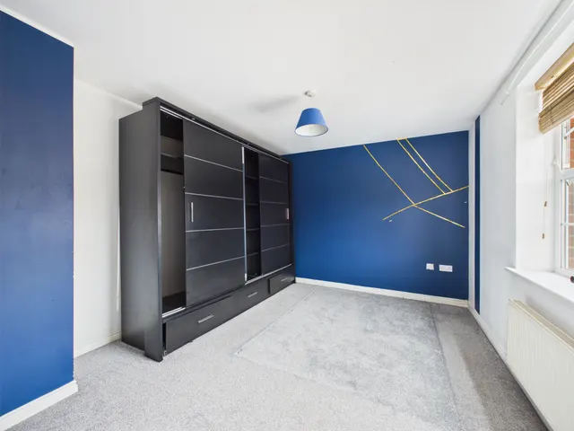 Photo 3 — Shawbury Avenue Kingsway, Quedgeley, Gloucester, GL2 2BD
