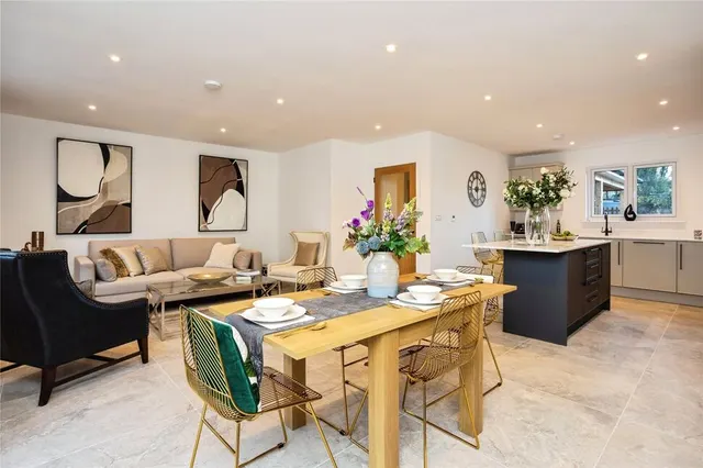 Henwood Green Road, Pembury, TN2, photo 2