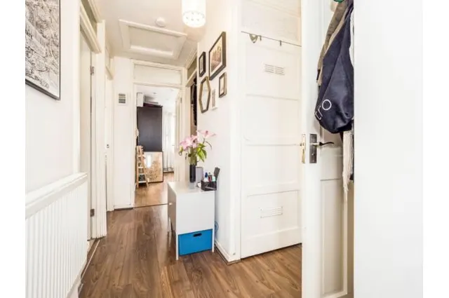 Clayhall Avenue, Ilford, IG5, photo 2