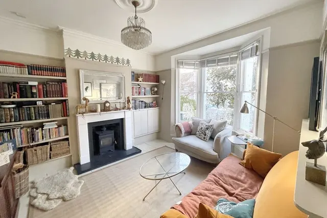 Photo 3 — Havelock Road, Brighton BN1 6GF
