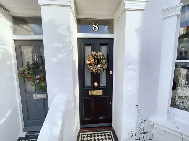 Photo 2 — Havelock Road, Brighton BN1 6GF