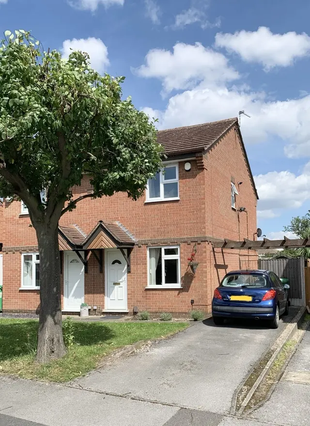 Cropton Crescent, Nottingham, NG8, photo 1