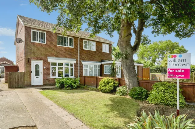 Station Road, Rossington, Doncaster, photo 1
