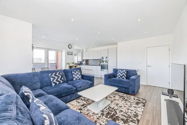 Fairfield Avenue, Watford, WD19, photo 2
