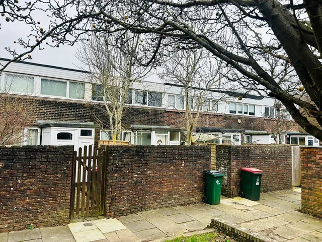 Broadfield, Crawley, RH11