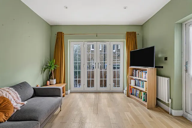 Upper Tulse Hill, London, SW2, photo 2