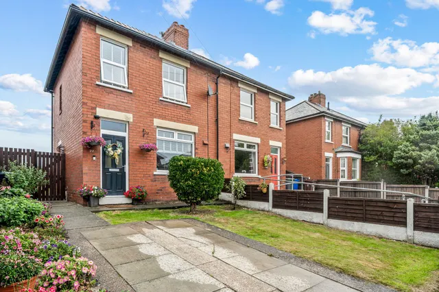Coronation Street, Ashton-In-Makerfield, Wigan, WN4 0NH, photo 1