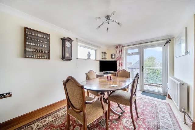 Photo 3 — Glentrammon Road, Orpington, BR6