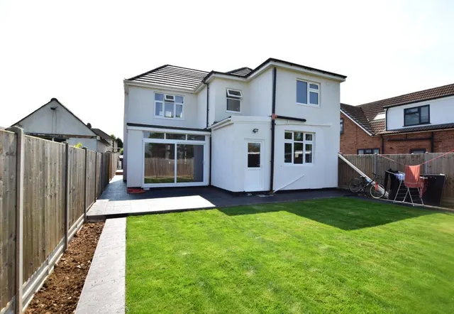 Sapcote Road, Burbage, Hinckley, photo 1