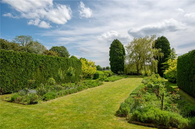 Grimston Park, Grimston, LS24, photo 2