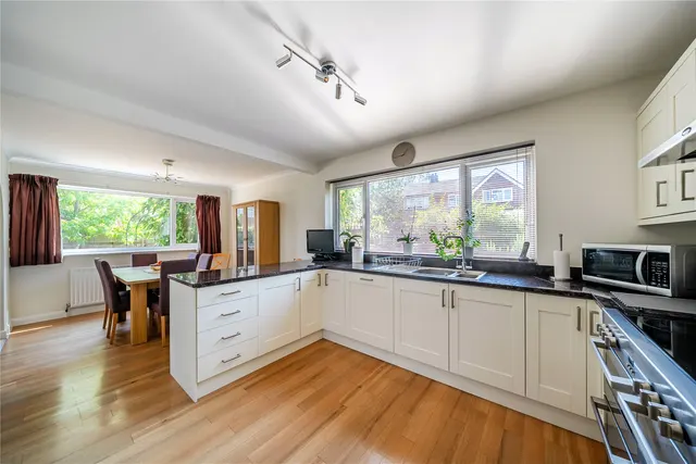 Birnam Close, Send Marsh, GU23, photo 2