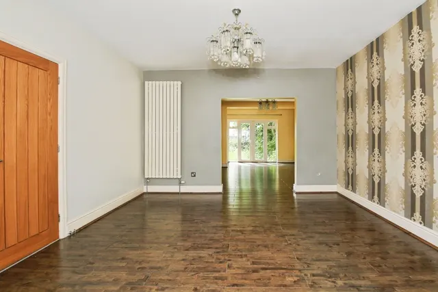 Photo 3 — Park Road, Peterborough, Cambridgeshire, PE1