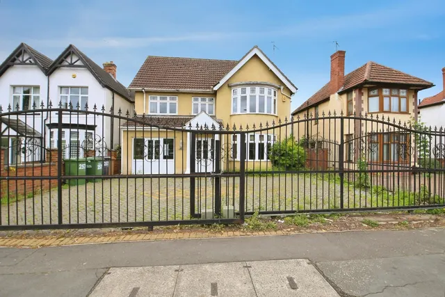 Park Road, Peterborough, Cambridgeshire, PE1, photo 1