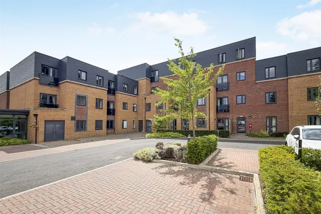 Field Close, Cottingham, HU16, photo 1