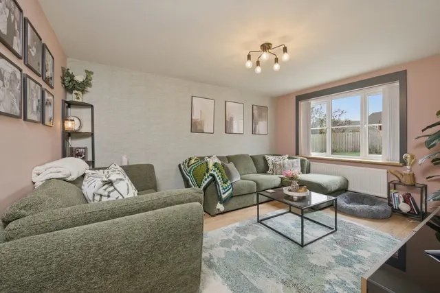 Aspen Way, Whinmoor, LS14, photo 2