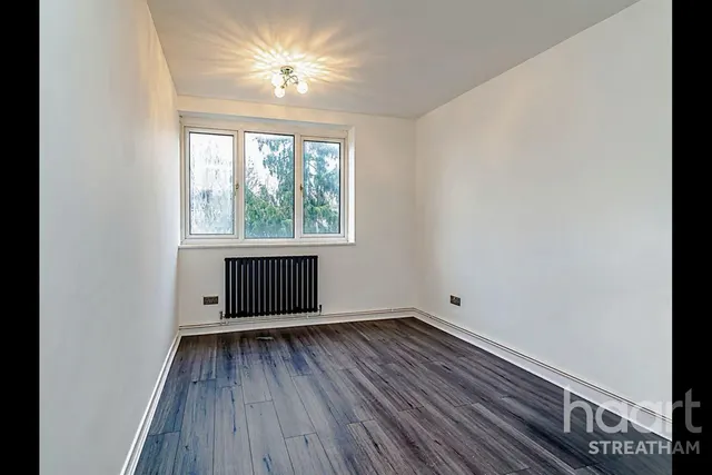 Heybridge Avenue, SW16, photo 2