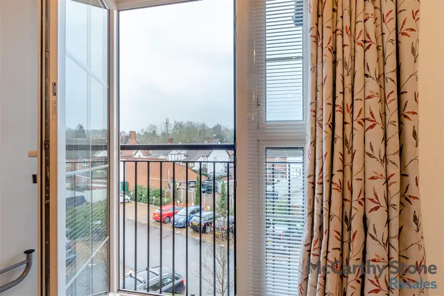 London Road, Knebworth, SG3, photo 3
