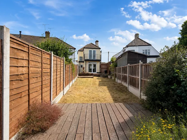 St. Lukes Road, Southend-on-Sea, SS2, photo 2