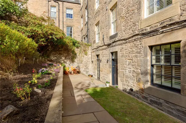 Inverleith Terrace Lane, Inverleith, Edinburgh, EH3 5NP, photo 1