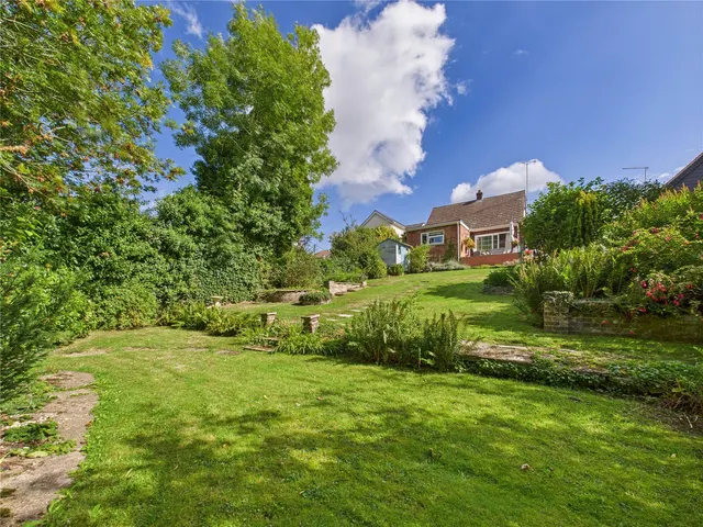 2 bedroom house, Spring Lane, West Bergholt, CO6