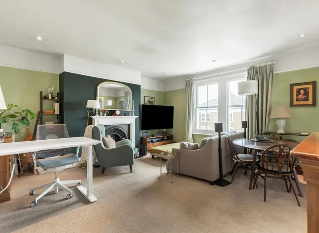 Photo 2 — Manor Road, Twickenham, TW2
