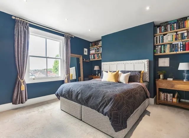 Photo 3 — Manor Road, Twickenham, TW2