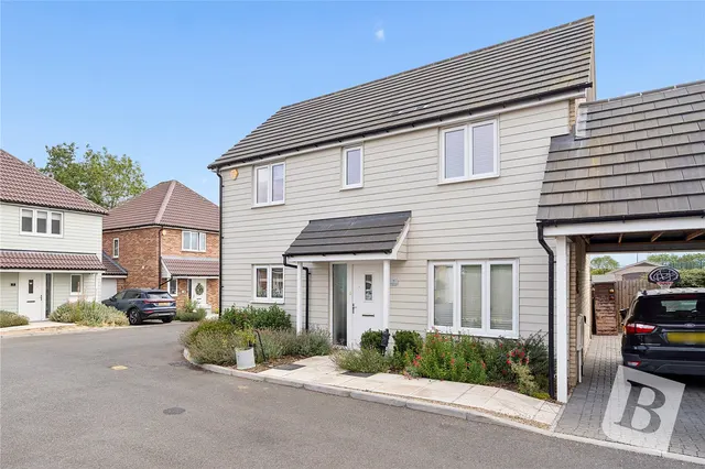 Hadfield Close, Wickford, SS11, photo 1