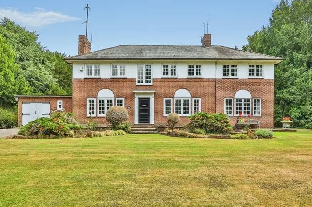 5 bedroom house — Kimberley Road, Nuthall, Nottingham