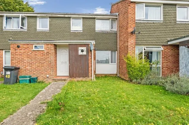 Sagecroft Road, Thatcham, RG18, photo 1