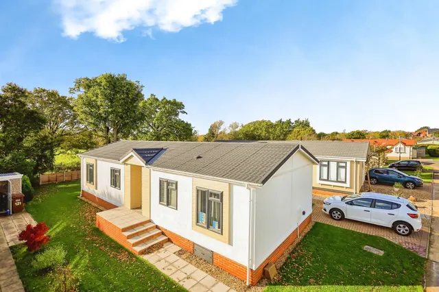 Mill Road, Hailsham, BN27, photo 1