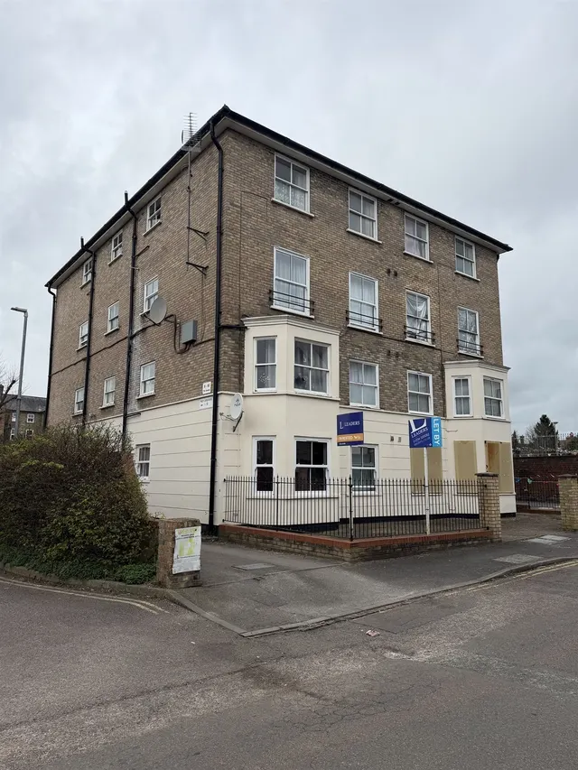 The Avenue, Bedford, MK40, photo 2