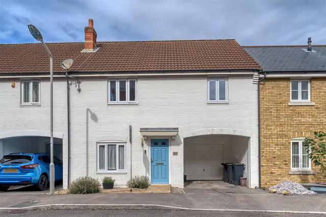 Field Close, Sturminster Newton, photo 1