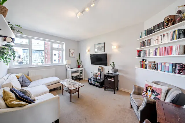 Hatfields, SE1, photo 1