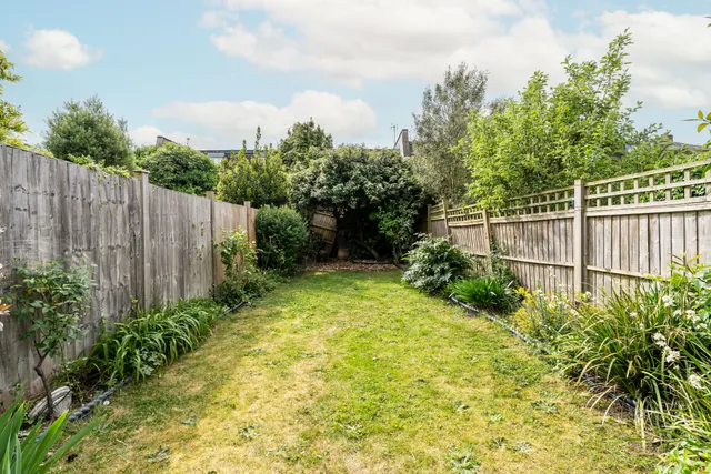 Photo 3 — Lydon Road, London, SW4