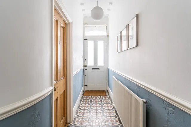 Photo 2 — Lydon Road, London, SW4