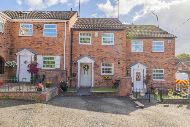 Gun Barrell Mews, Cradley Heath, B64, photo 1