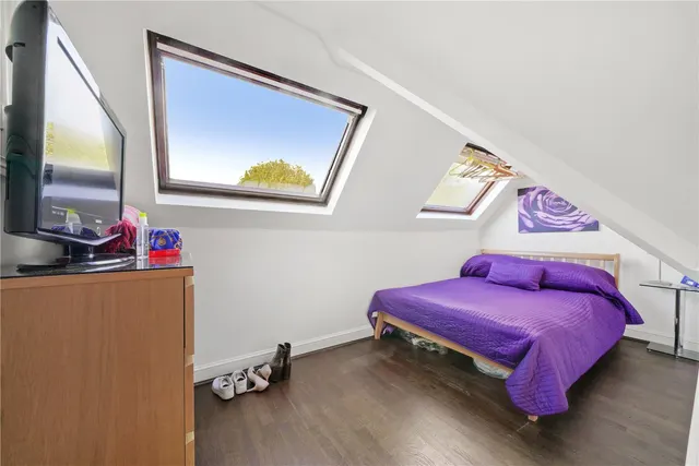 Rosemont Road, London, W3, photo 1