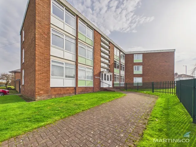 Shalem Court, Higher Bebington, photo 1