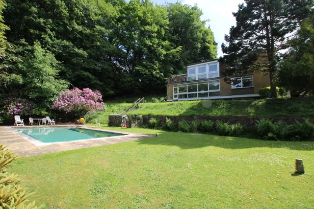 Glen Road, Grayshott, GU26, photo 1