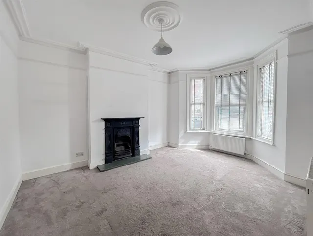 Photo 2 — Windsor Road, Bexhill-On-Sea, TN39 3PB