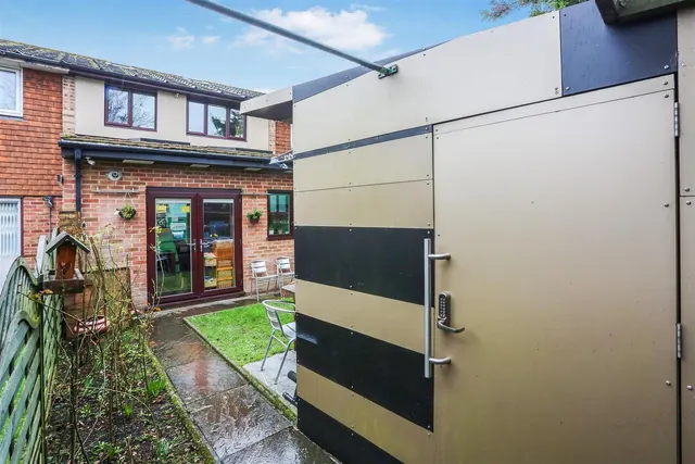 Photo 2 — Freeman Road, Morden, SM4 6AR