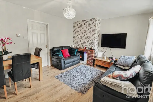 Eight Acres, Hindhead, GU26, photo 2